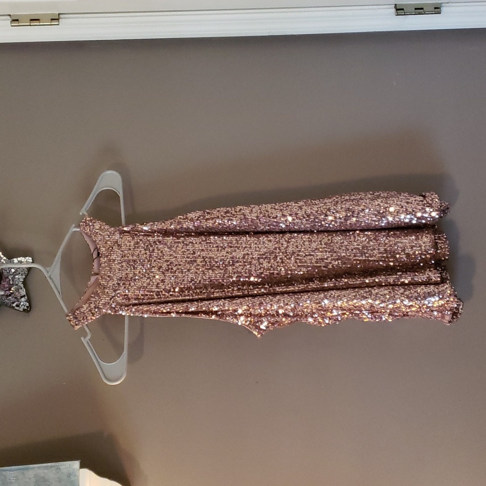 cable and gauge sequin top